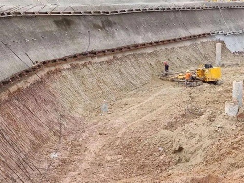 澜沧基坑边坡加固